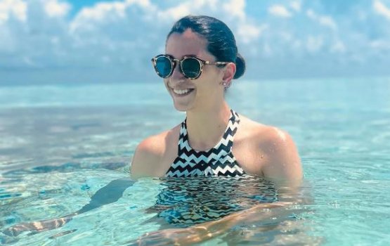 Deepika kokko Anisha chutty raajjey gai