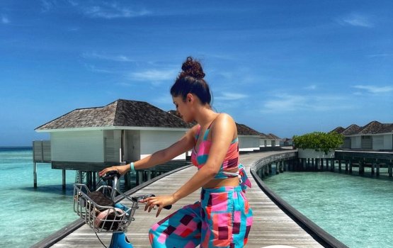 TV bathalaa Shivangi Joshi  Raajje gai