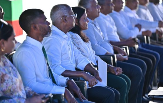 Dharan'boodhooge kankan kuriaggendhaanee dharan'boodhooge zuvaanun beynunvaa gothah: Raees Solih