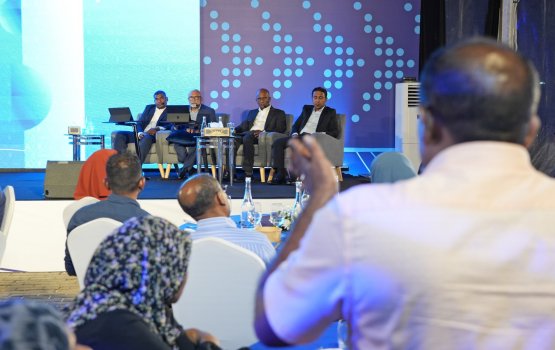 STO ge hissaadhaarunnaa eku  nurasmee bahdhaluvumeh baavvanee