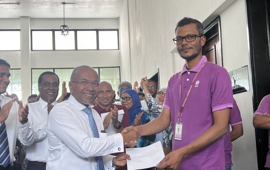 Nasheed ge Democrats registry kuran hushahelhee 3,500 form aa eku