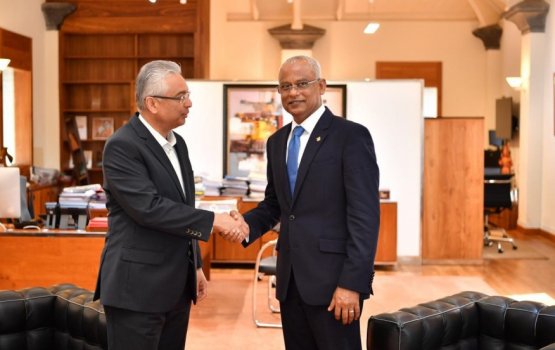 Mauritius ge bodu vazeeru Raajje vadaiganna vaa vaahaka dhogukoffi 