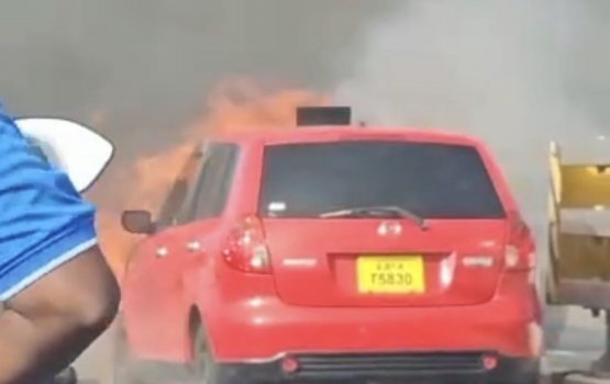 Sinamale bridge in dhathuru kuri car eh gai roavejje