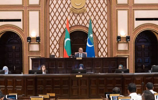 Majilieehuge Izzathaai karaamaathah araiganevigen  nuvaane: Majlis Raees