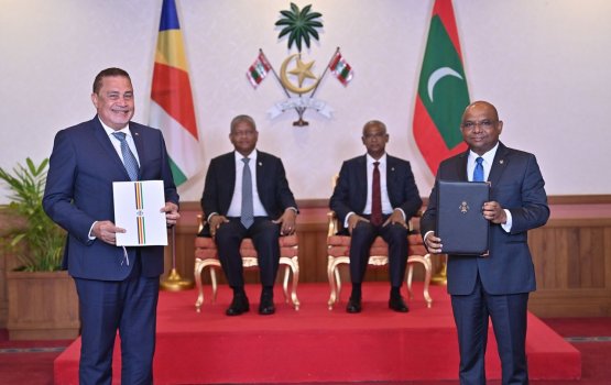 Seychelles aai Raajje aa dhemedhu 4 ehbas vumehgai soi kohffi 