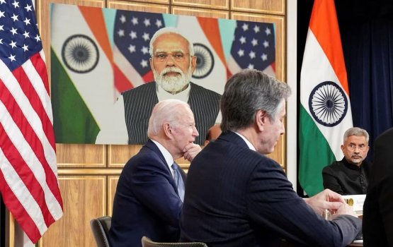 Modi ge Dhathurufulhaa Dhimaakoh America gai Muzaaharaa kuran Raavanee 