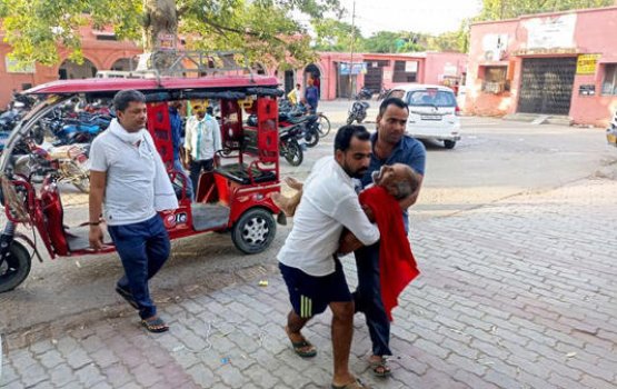 Gadha hoonuge sababun india gai 100 varakah meehun maruvejje 