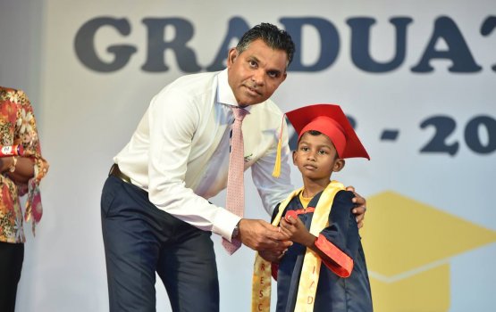 Chutty gai kudhinnah dheenee kankamugai baaru elhumah VP edhivadaigenfi