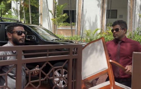 Majileehuge gondithah majileehuge goathi thereyah nerefi