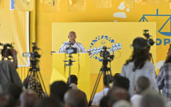 100 ah vure gina dhivehin Seria hanguraama ah gosfaivey: Raees