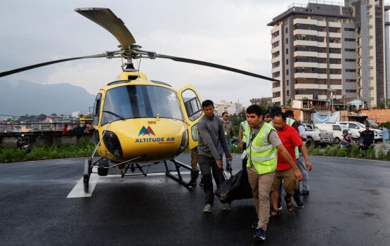 Everest kairiah helicopter er  vehti 6 meehun maru
