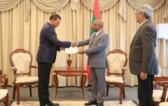 Sun Shiyam salaamai kuran dhivehi sarukaarun kulli city eh singapore ah