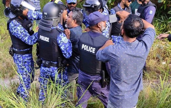 Raees Solih fuvahmulak ah vadaigathumun bodu ihthijaaj eh, baeh meehun hayyaru koffi