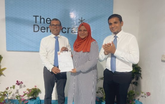 Addu city councillor khalidha Democrats ah soi koffi