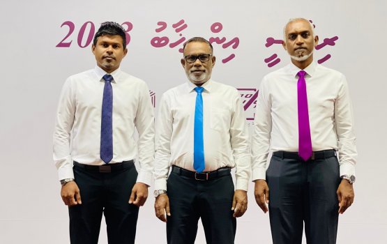 Dr. Muizzu ge candidacy EC in balaigenfi