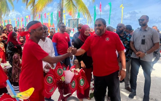 Alhugandu huree mi faharuge riyaasee inthikhaabah kurimathi laa gothakah noon: Qasim