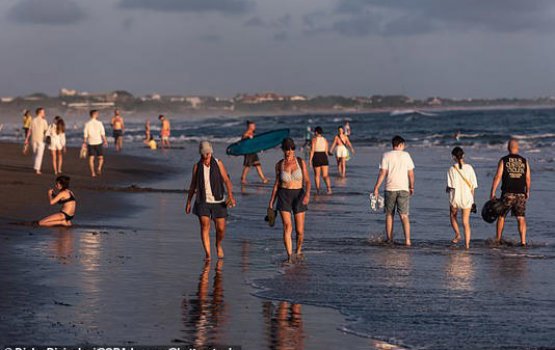 Indonesia ge Bali ah baaru gadha bin helumeh athuvejje