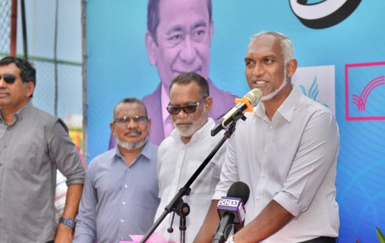 Veymandoo aai Kindbidhoo bin hikai dhe rah gulhaalaan Muizzu vaudhu vejje