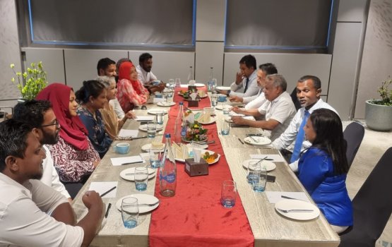 2 vana burugai ehves candidate akah thaaeedhunukuran Faris in ninmaifi 