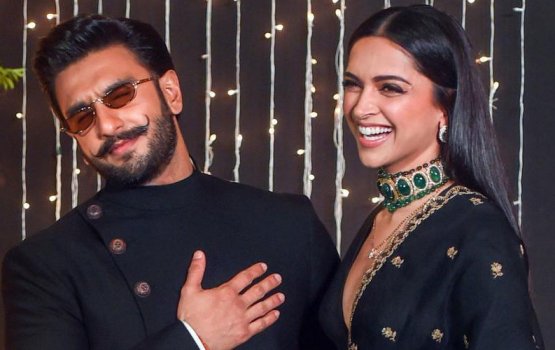 Ranveer aai Deepika ekugai masakath kuraa iru bodu fee eh