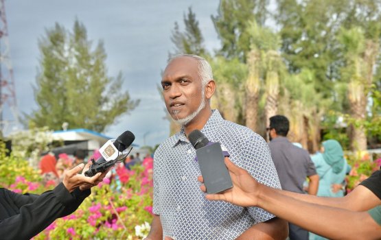 Muizzu ge geah masthuvaathakethi vahdhaa raid kuran ulhe vaahaka fuluhun dhogu koffi