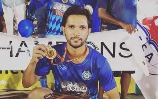 Water slide in boakolhu vathah vehti aniyaavi zuvaana maruvejje