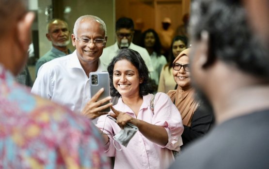 Democrats ge gina member in dhany thaaidhu kuramun: Raees