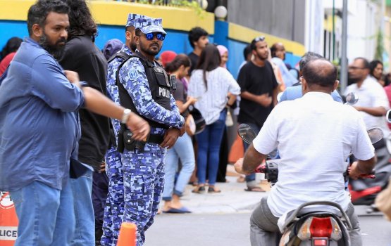 Male' ga takeaway akah gellun dhin meehaa ge bandhah 10 dhuvas