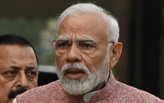 Muizzu huvaa kuravvaa rasmiyaathah vadaigathumuge dhauvathu Modi ah dheefi