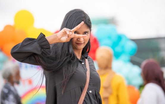 Presenter Shahudha directionah