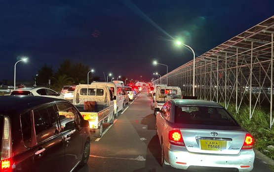 Accident akaa gulhigen bridge high way bandhu koffai onnathaa ethah ireh