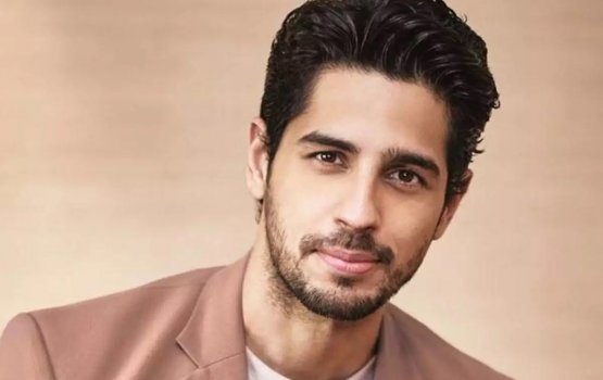 Sidharth Malhotra amilla production house eh ufadhanee 