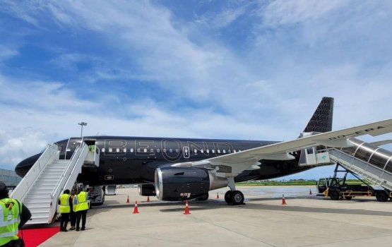 Beond ge dhathuruthah fashaa, furathama flight raajje genesfi