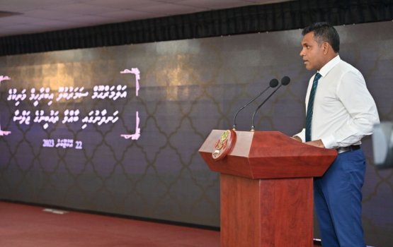 Adu ge nan samarbuloo ibrahim manikah haahsa vaan beynun: naibu raees