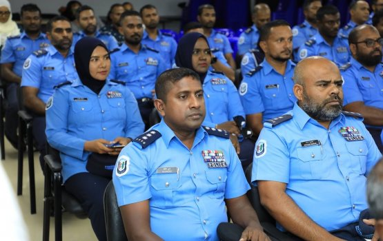 Fuluhunge idhaaree hingumuge onigan'dah bodethi badhalu thakeh genesfi