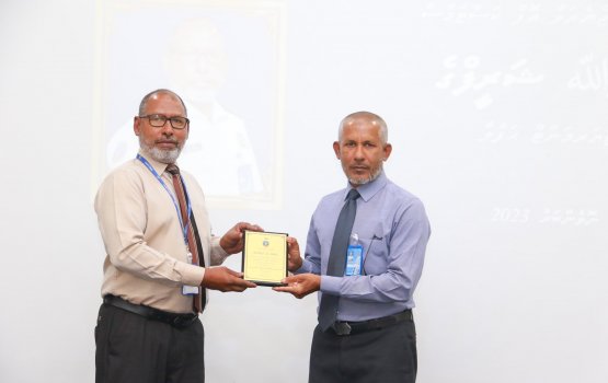 Customs ah 28 aharu hidhumai kurehvumahfahu Shareef retire kurahvaifi