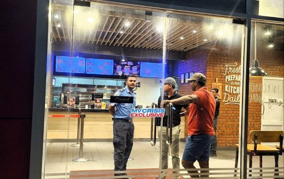 Moonu nivaakoggen thibu bayaku inzaaru dhinumah fahu KFC ah kalhutheyo jahaifi