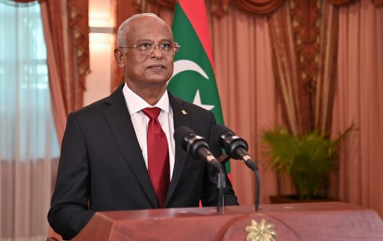 Veythuve dhiyaee sharuee dhaairaa siyaasee nufoozun minivanvi 5 aharu: Raees