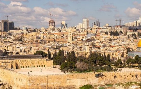 Arabi raskamehge huvafenugai gurubaan kollevunu Palestine 