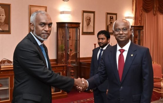 Aa sarukaaraa medhu ves othee foni ummeedhu thakeh