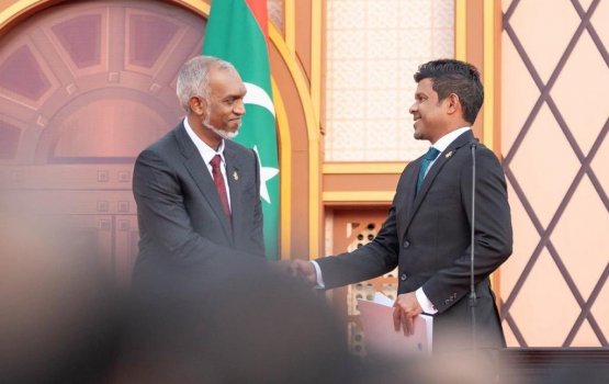 Raees Muizzu eku verikan dhamahattan saabithuve hunnaanan:  Naib Raees 