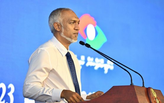 Mi Sarukaaru corrupt nuve hingaane kamuge yageen kah Raees Muizzu dhehvaifi