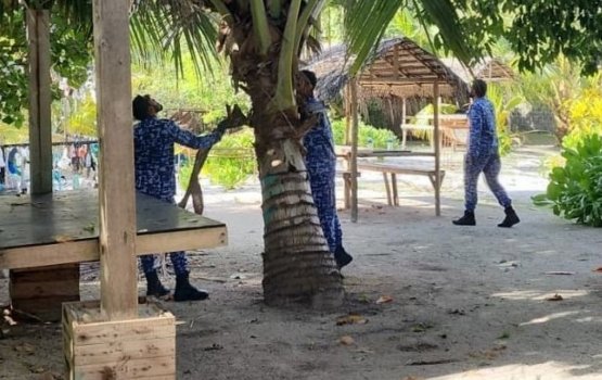 Addu ga hingi maaraamaaree thakaa gulhigen ithuru hathiyaaru thah hoadhaifi