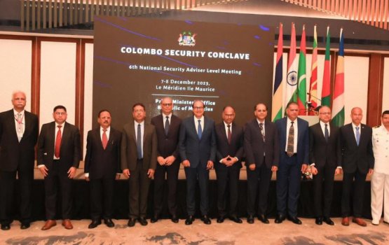 India kanduge salaamathaa gulhey bahdhalvumuga raajje in baiveri nuve!