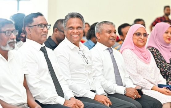 Male' ge mayor kamah vaadha kuravvaa candidatunge nanthah tharutheebu koffi