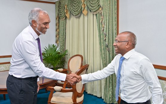 Raees Muizzu Gasim aai Nazim, Hassan Latheef aa bahdhalu kuravvaifi