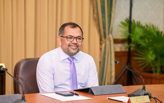 India massalaa gai Minister zameer aai 3 deputy ministerun majilis ah haaziru kuranee