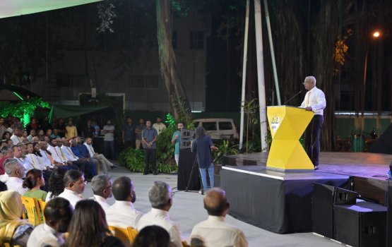 Mi sarukaarun rayyithun maayooskoffi, madun thibeveykan neiy: Solih