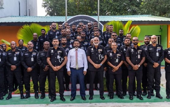 Budget ge dhathikan huri namaves gaidheenaa officerunge accomodation ragalhu kuranee 