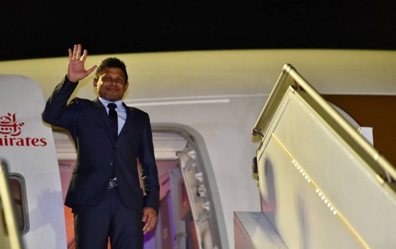 2 Mas thereygai naibu raees raajje in beyrah 5 dhathurufulhu, mi faharu Uganda ah